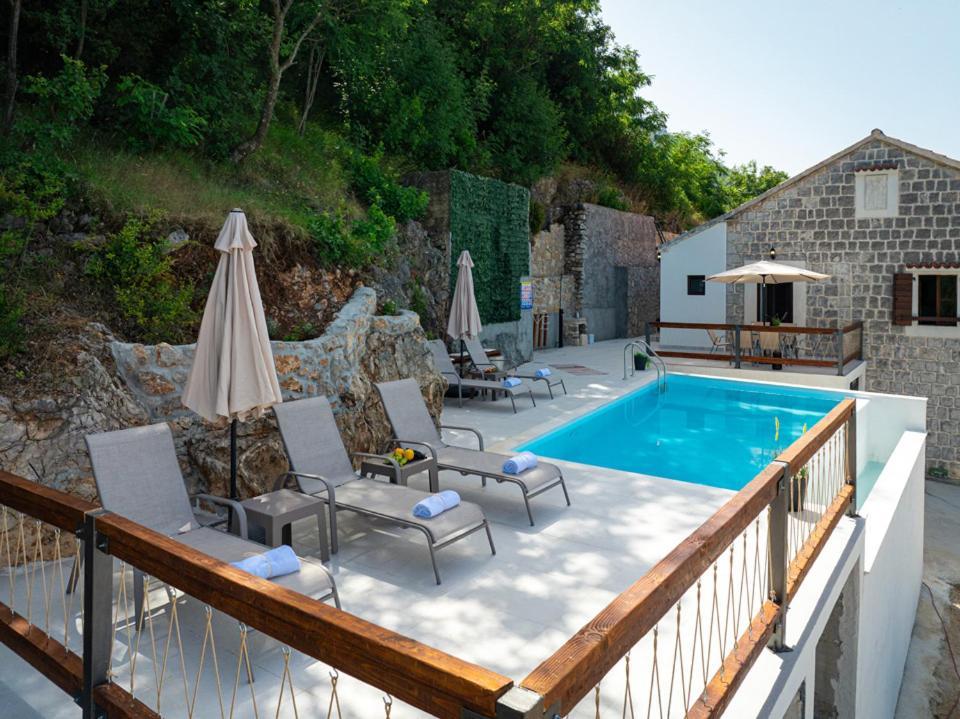 Villa Gorazda Kotor Luaran gambar